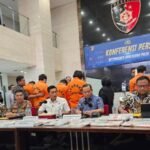 Sinyal HP BM Dimatikan, Ratusan Ribu iPhone Tak Bisa Dipakai