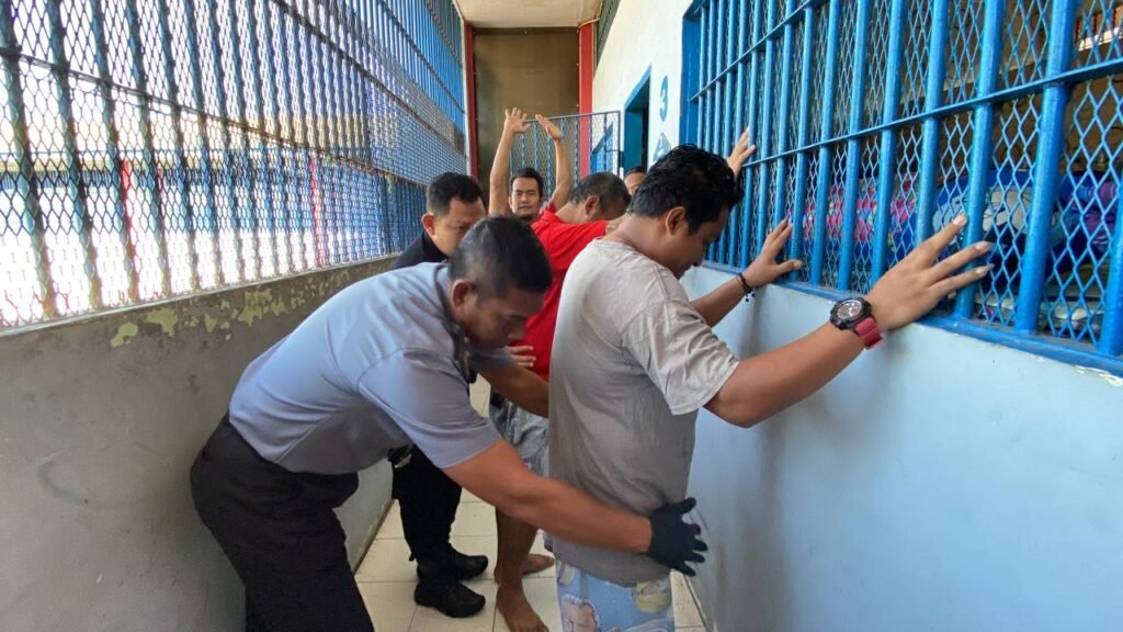 Lapas Narkotika Samarinda, Geledah Kamar Hunian WBP