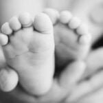 Tega!!! Ibu Sayat Leher Bayinya Usai Dilahirkan