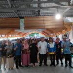 Anggota DPRD Kota Balikpapan, Hj Kasmah, S.Sos menyapa warga di daerah pemilihannya (Dapil) Balikpapan Utara