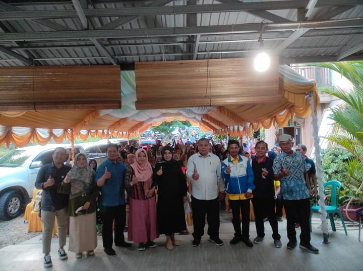 Anggota DPRD Kota Balikpapan, Hj Kasmah, S.Sos menyapa warga di daerah pemilihannya (Dapil) Balikpapan Utara