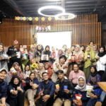 Telkomsel berkolaborasi bersama Balikpapan Youth Spirit (BYS) Gen 5 melalui kegiatan “Pemuda Sandang Pangan: Rayakan Kreativitas Lokal Bersama Pemuda Balikpapan” di Scako Jalan Ars. Muhammad No. 30 Klandasan berbarengan dengan semangat Hari Sumpah Pemuda 28 Oktober 2023. Agenda tersebut menegaskan komitmen Telkomsel dalam mengakselerasi transformasi digital UMKM di Indonesia secara berkelanjutan