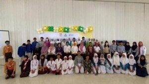 Tim pembina Usaha Kesehatan Sekolah (UKS) Kota Balikpapan menggelar Jambore UKS (Usaha Kesehatan Sekolah) Tahun 2023 di Gedung Parkir Klandasan