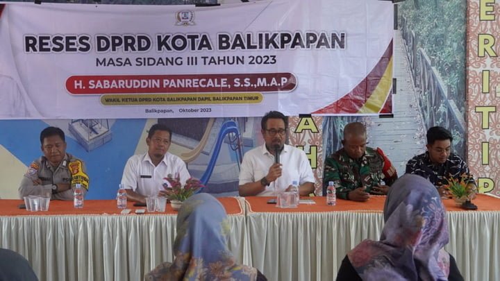 Reses Sabaruddin Catat Masalah Pendidikan dan Kesehatan di Balikpapan Timur PROKALTIM 8 Wakil Ketua DPRD Kota Balikpapan, Daerah Pemilihan (Dapil) Balikpapan Timur, Sabaruddin Panrecalle menggelar Serap Aspirasi (Reses)