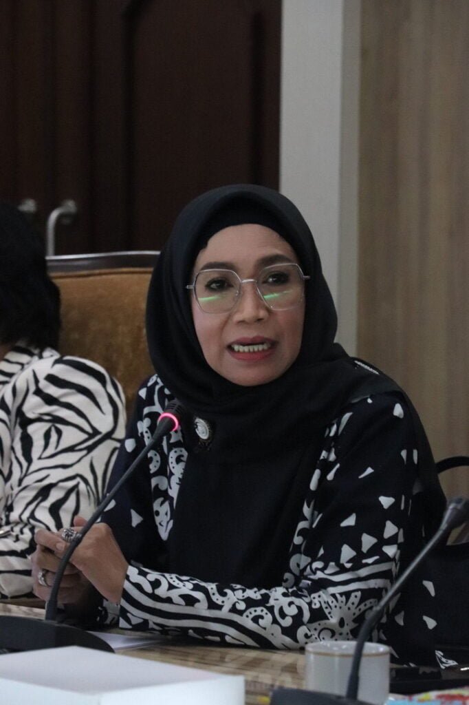 Anggota DPRD Provinsi Kalimantan Timur, Mimi Meriami BR Pane