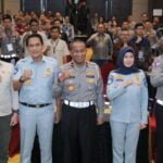Jasa Raharja sebagai salah satu bagian dari Tim Pembina Samsat Nasional, mendukung penuh optimalisasi digitalisasi Sistem Administrasi Manunggal Satu Atap (Samsat) guna meningkatkan pelayanan kepada masyarakat dan memaksimalkan pendapatan pajak kendaraan bermotor.