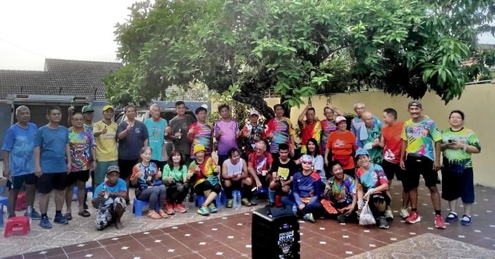 Komunitas On-on Kya-Kya happy hash menggelar on-on di area Mediterenia Pos 11