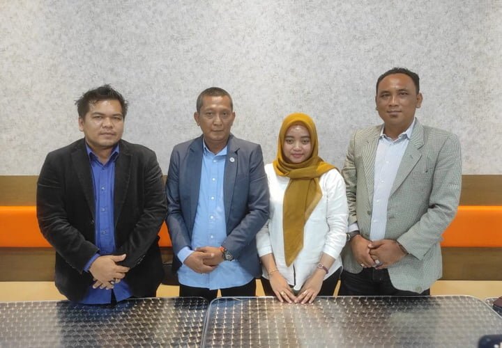 Sausan Alistya saat didampingi pengacaranya