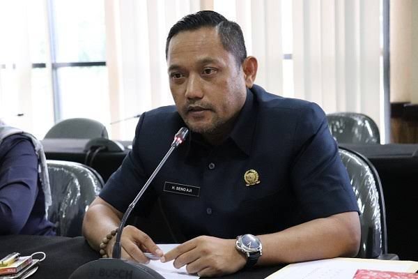 Wakil Ketua DPRD Kaltim, Seni Aji