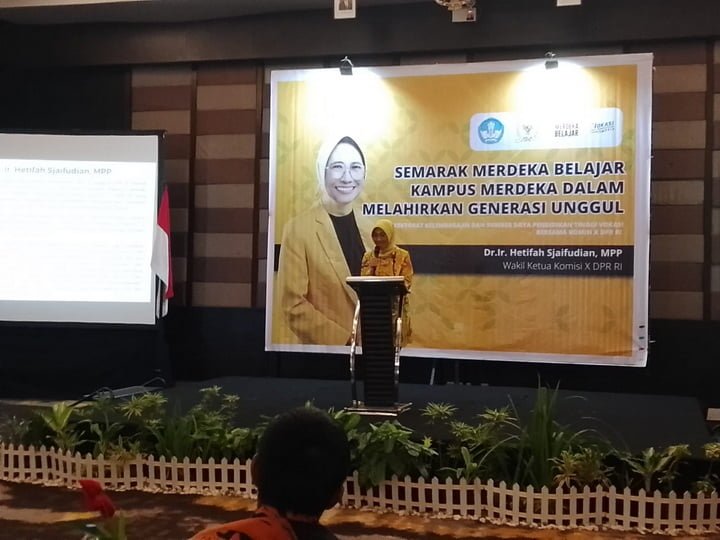sosialisasi pengelolaan pendidikan tinggi vokasi di Hotel Swiss-Belhotel, pada Sabtu (18/11/2023).