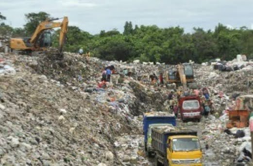 WhatsApp Image 2023 11 15 at 22.08.34 Cara DLHK Kukar Mengatasi Bau Tak Sedap di TPA Bekotok Kecamatan Tenggarong PROKALTIM