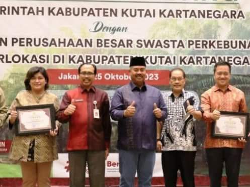 WhatsApp Image 2023 11 27 at 17.27.14 Bupati Kukar Apresiasi Perusahaan Perkebunan PROKALTIM