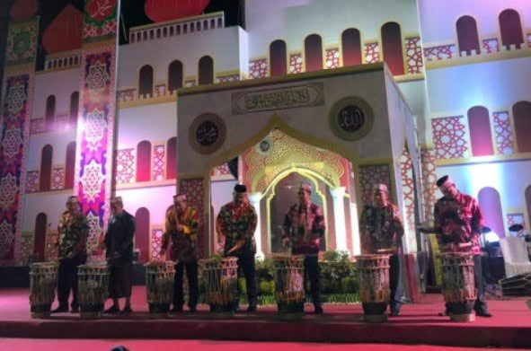 Suasana pembukaan MTQ tingkat Kabupaten ke-43 di Kecamatan Loa Kulu (Istimewa)