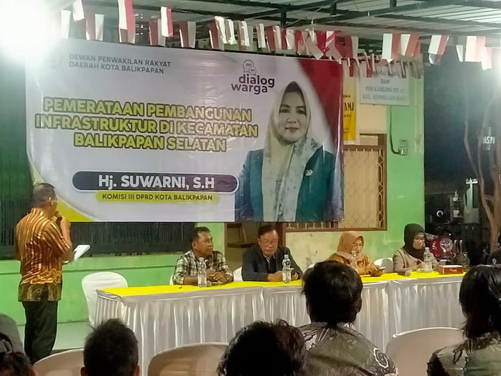 Anggota DPRD kota Balikpapan, Hj Suwarni mengadakan kegiatan dialog warga, dengan bersilaturahmi dan pertemuan dengan masyarakat kelurahan Sepinggan Baru