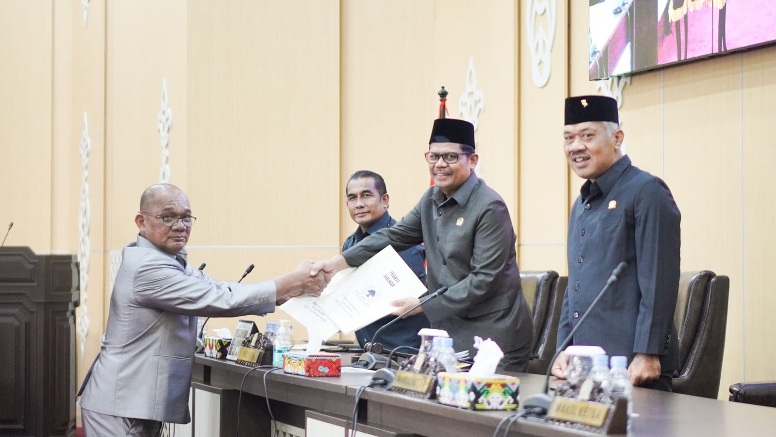 Pertama kali Wakil Ketua DPRD Kota Balikpapan, Laisa Hamisah memimpin Rapat Paripurna ke-29 masa sidang III tahun 2023, yang digelar di ruang rapat paripurna DPRD Kota Balikpapan, pada Rabu (29/11/2023),