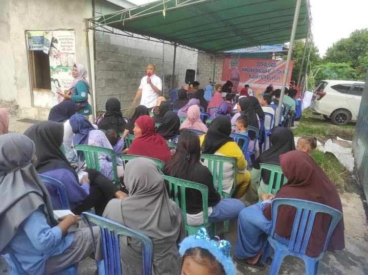 Anggota DPRD Provinsi Kalimantan Timur (Kaltim) sedang melaksanakan Sosialisasi Wawasan Kebangsaan (Sosbang)