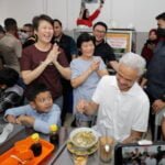 Capres Ganjar saat sarapan di depot Miki Balikpapan