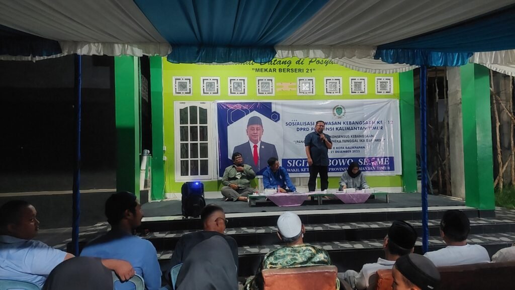 WhatsApp Image 2023 12 22 at 13.52.14 Wakil Ketua DPRD Kaltim Sigit Wibowo Menggelar Sosialisasi Wawasan Kebangsaan di RT 21 kelurahan Telaga Sari PROKALTIM
