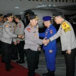 Kapolda Kaltim Sambut Kedatangan Kapolri di Kota Balikpapan