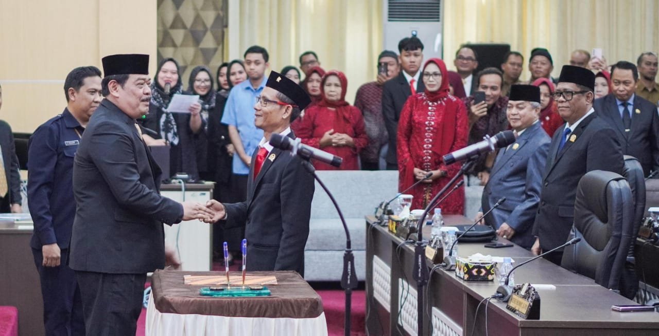 PAW DPRD Balikpapan, Muhammad Iwan Resmi Gantikan Almarhum Yohanis Patiung