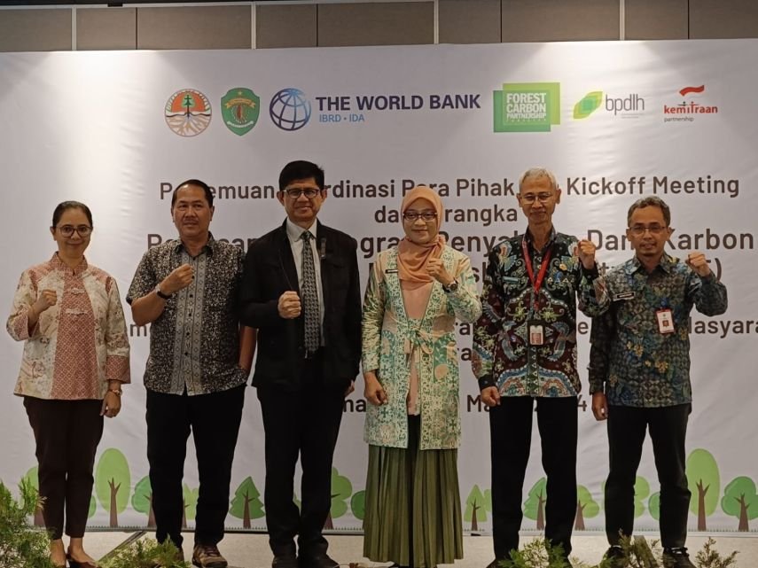 kickoff meeting program penyaluran dana karbon fcpf di samarinda kamis 28324 66062ca8d1c59 Dana Karbon Pertama FCPF di Asia Pasifik Diberikan ke Kalimantan Timur PROKALTIM