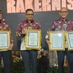Kabid Humas Polda Kaltim Terima Penghargaan Dalam Kegiatan Rakernis Humas Tahun 2024