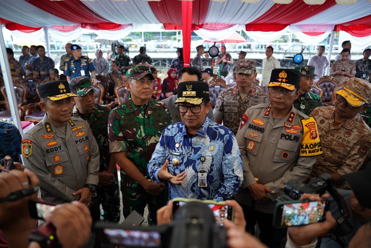 Pj Gubernur Kaltim Pimpin Upacara Penyambutan Kontingen Latsitardanus XLIV/2024