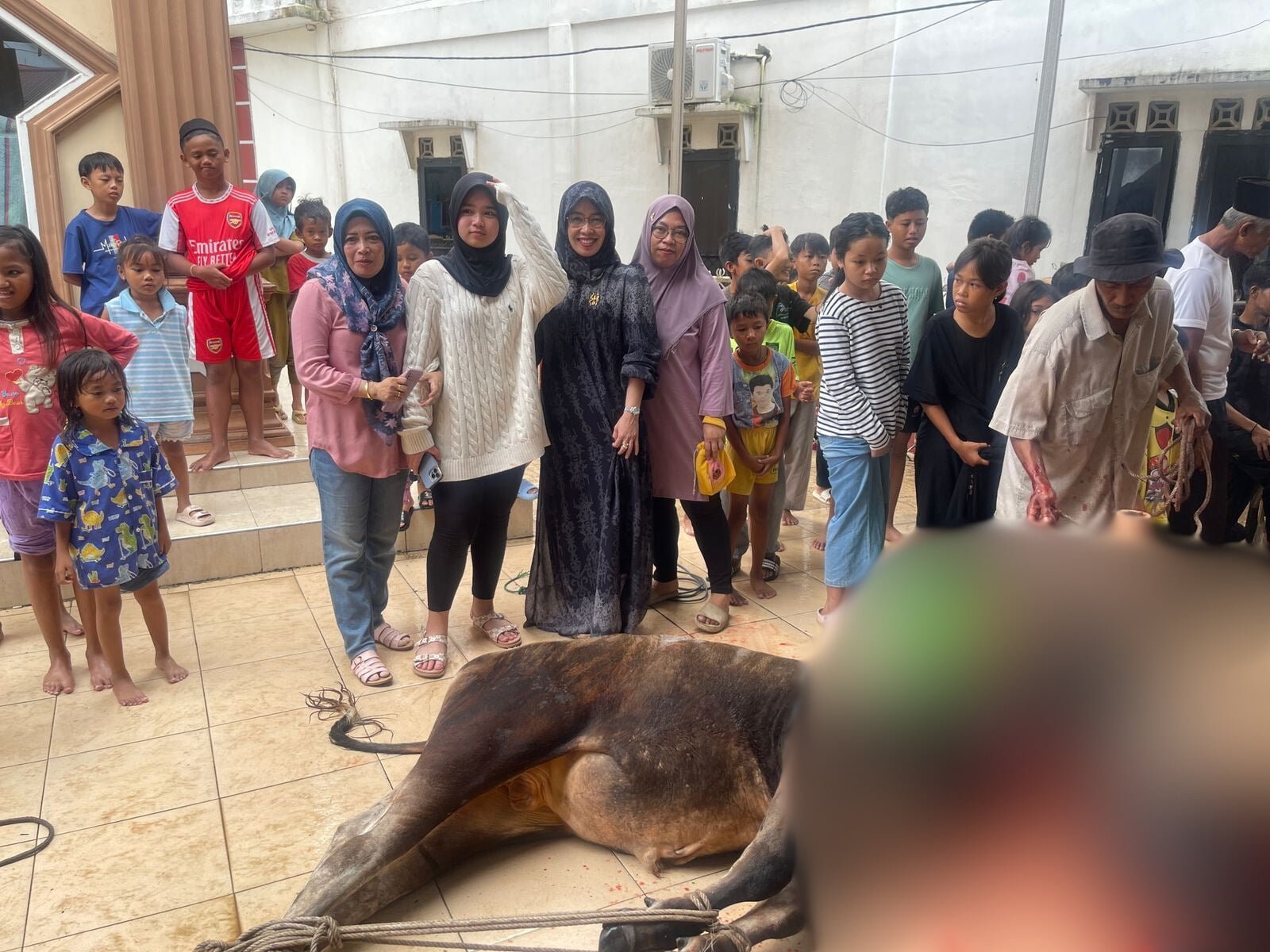 Ketua LPM Kelurahan Manggar Baru Kurban 3 Ekor Sapi