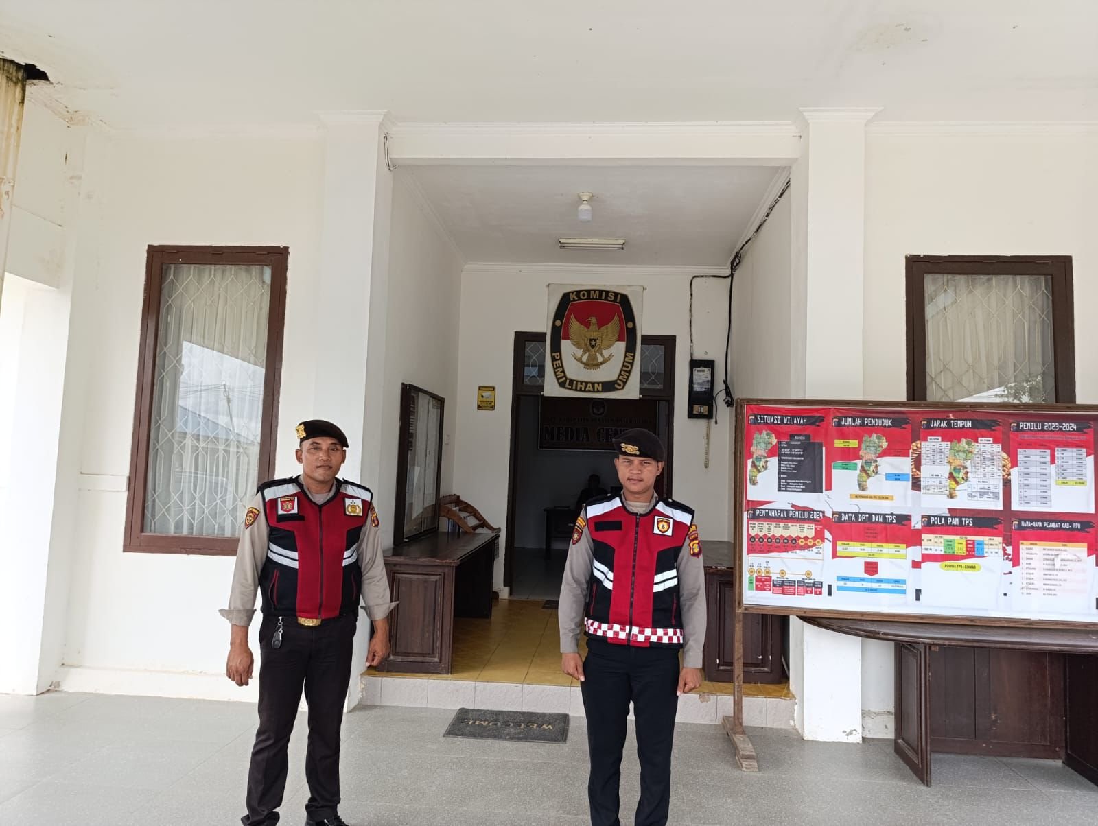 Satuan Samapta Polres PPU Gelar Patroli Intensif Jelang Pilkada di KPU