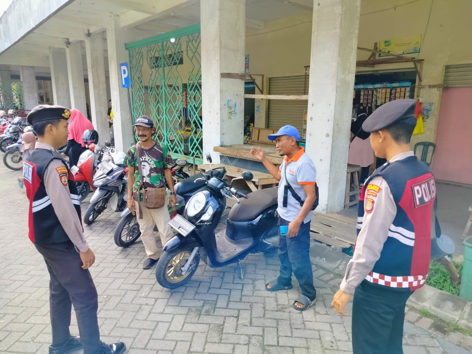 WhatsApp Image 2024 06 16 at 17.13.29 scaled Polres PPU Gelar Patroli Rutin Jelang Pilkada di Kabupaten PPU PROKALTIM