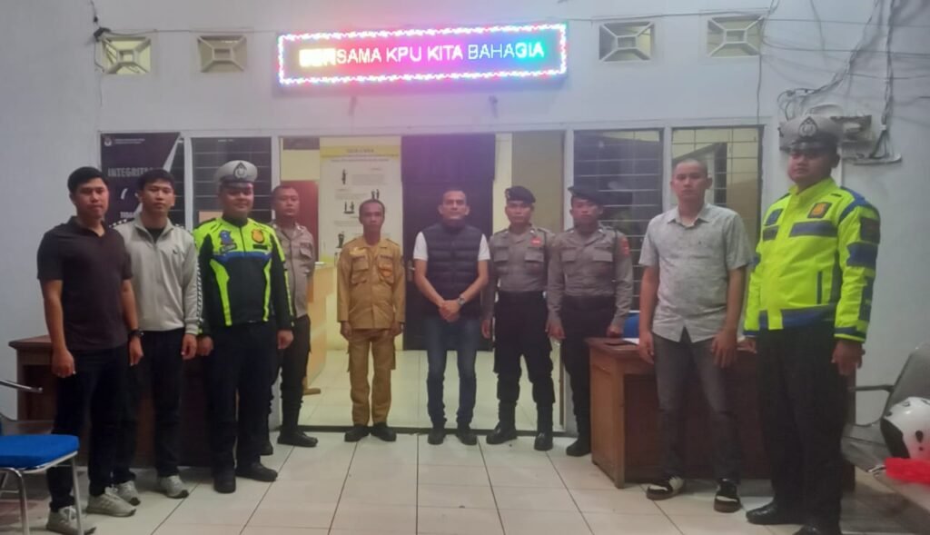 WhatsApp Image 2024 06 17 at 20.33.40 UKL Polres Kubar Laksanakan Patroli KRYD Malam, Ciptakan Situasi yang Aman Menjelang Pilkada 2024 PROKALTIM