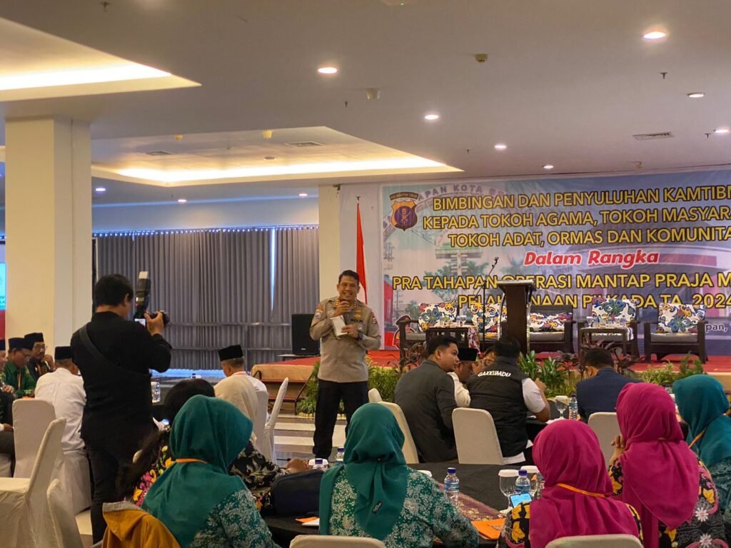WhatsApp Image 2024 06 20 at 21.50.15 Jelang Pilkada Serentak 2024, Polda Kaltim Gelar Binluh Kamtibmas Pra Tahapan Ops Mantap Praja Mahakam 2024 PROKALTIM