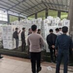 Polres Kukar Lakukan Pengamanan Pergeseran Kotak Suara untuk Perhitungan Surat Suara Ulang