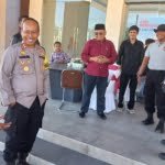 Petugas Pemilu Balikpapan Saksikan Peragaan Pengamanan VVIP di Polresta Dalam Rangka Pilkada