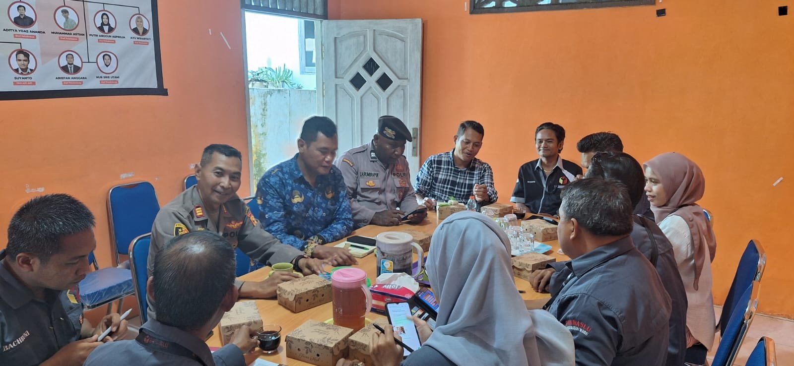 Polsek Waru Melaksanakan Rapat Koordinasi Pilkada di Kecamatan Waru, Penajam Paser Utara