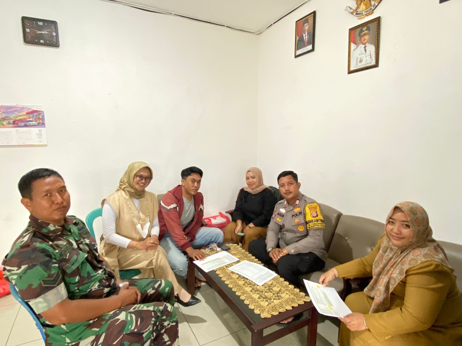 Pelaksanan Pemilukada, PPS, Babinkamtibmas dan Babinsa Selalu Aktif Berikan Pengamanan