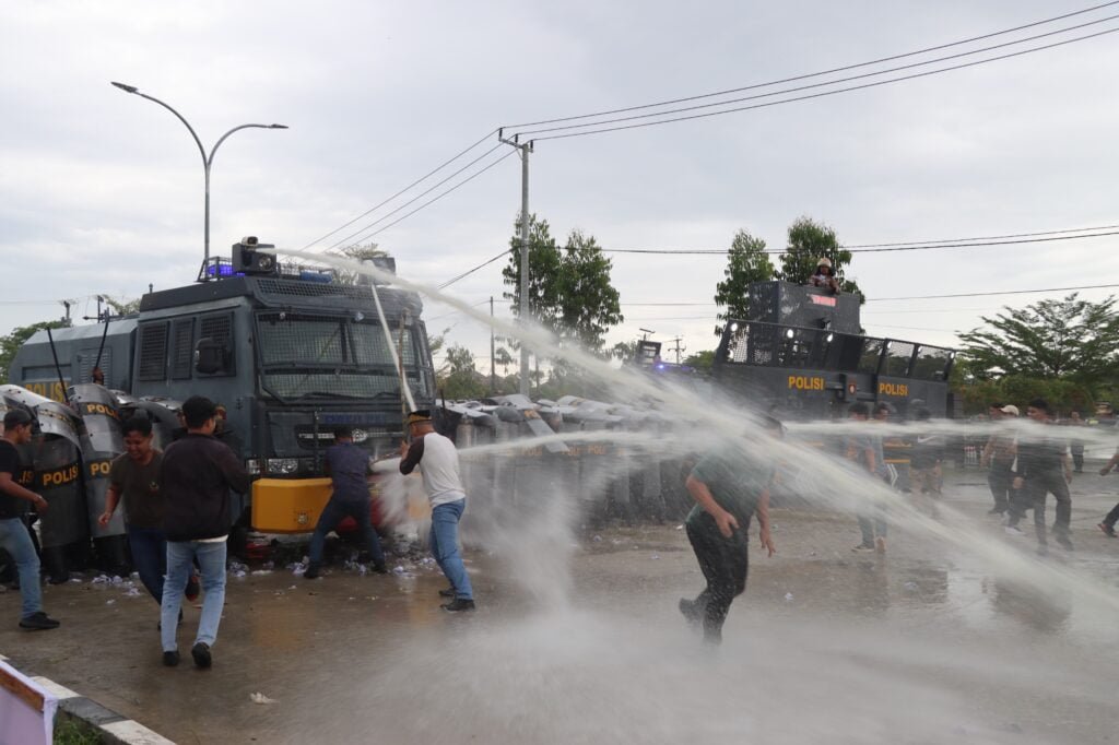 WhatsApp Image 2024 08 04 at 21.02.04 Kapolres PPU Pantau Langsung Latihan Sispamkota Hari Ketiga Jelang Pilkada 2024 PROKALTIM