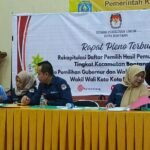 Kanit Intelkam Polsek Bontang Barat hadiri dan Amankan Rapat Pleno Terbuka Rekapitulasi Daftar Pemilih untuk Pilkada 2024