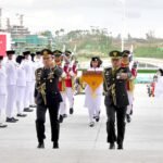 Kirab Duplikat Bendera Merah Putih dan Teks Proklamasi Tiba di Istana Negara IKN