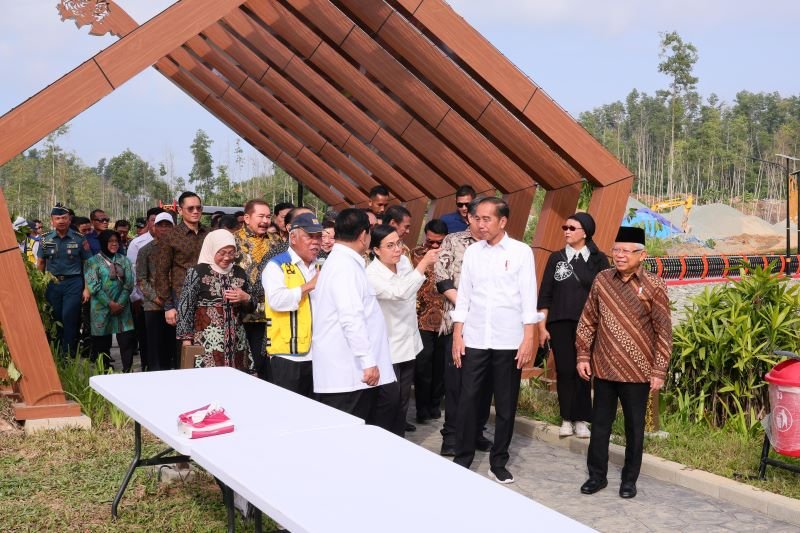 Menteri AHY Berkeliling IKN Bersama Presiden, Wapres RI, dan Menteri KIM Meninjau Embung hingga Sumbu Kebangsaan