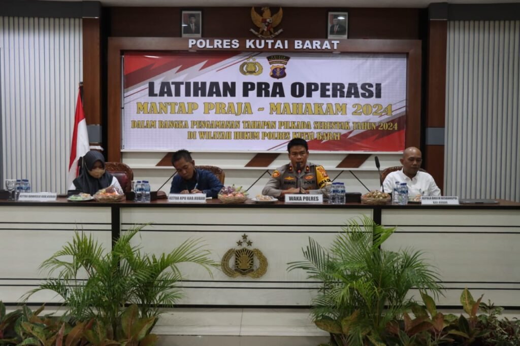 WhatsApp Image 2024 08 14 at 12.51.34 Jelang Pilkada, Polres Kutai Barat Gelar Latpra Ops Mantap Praja Mahakam 2024 PROKALTIM