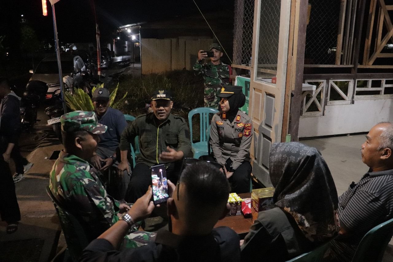 Kapolsek Tanjung Redeb Ikuti Patroli Gabungan Forkopimcam Menjelang Pilkada 2024