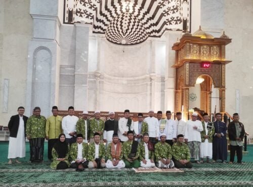 WhatsApp Image 2024 08 25 at 18.15.43 1 DMI Kota Balikpapan Launching Sholat Subuh Berjamaah Siswa-siswi MAN, MTSN 1 dan MTSN 2 Balikpapan di Islamic Center Balikpapan PROKALTIM