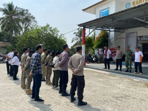 Kegiatan Apel dan Patroli 3 Pilar di Wilayah Hukum Polsek Melak: Membangun Sinergi untuk Keamanan Pilkada 2024 PROKALTIM 12 WhatsApp Image 2024 09 22 at 19.23.23 Kegiatan Apel dan Patroli 3 Pilar di Wilayah Hukum Polsek Melak: Membangun Sinergi untuk Keamanan Pilkada 2024 PROKALTIM