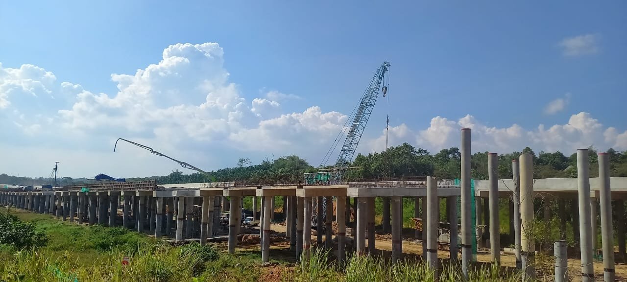 Rumah Warga Km 11 Retak Dampak Pembangunan Jalan Tol, Warga Minta Ganti Rugi