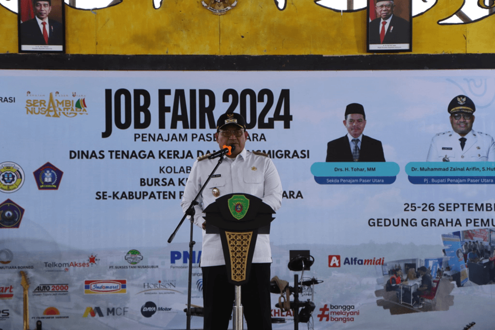 Bursa Kerja di PPU Resmi Dibuka, Pj Bupati Zainal Berharap Dimanfaatkan Secara Optimal Pencari Kerja