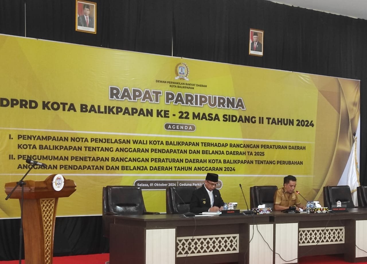 WhatsApp Image 2024 10 01 at 21.23.01 Rapat Paripurna DPRD Balikpapan, Pjs Wali Kota Balikpapan Sampaikan Nota Keuangan Raperda APBD Balikpapan 2025 PROKALTIM