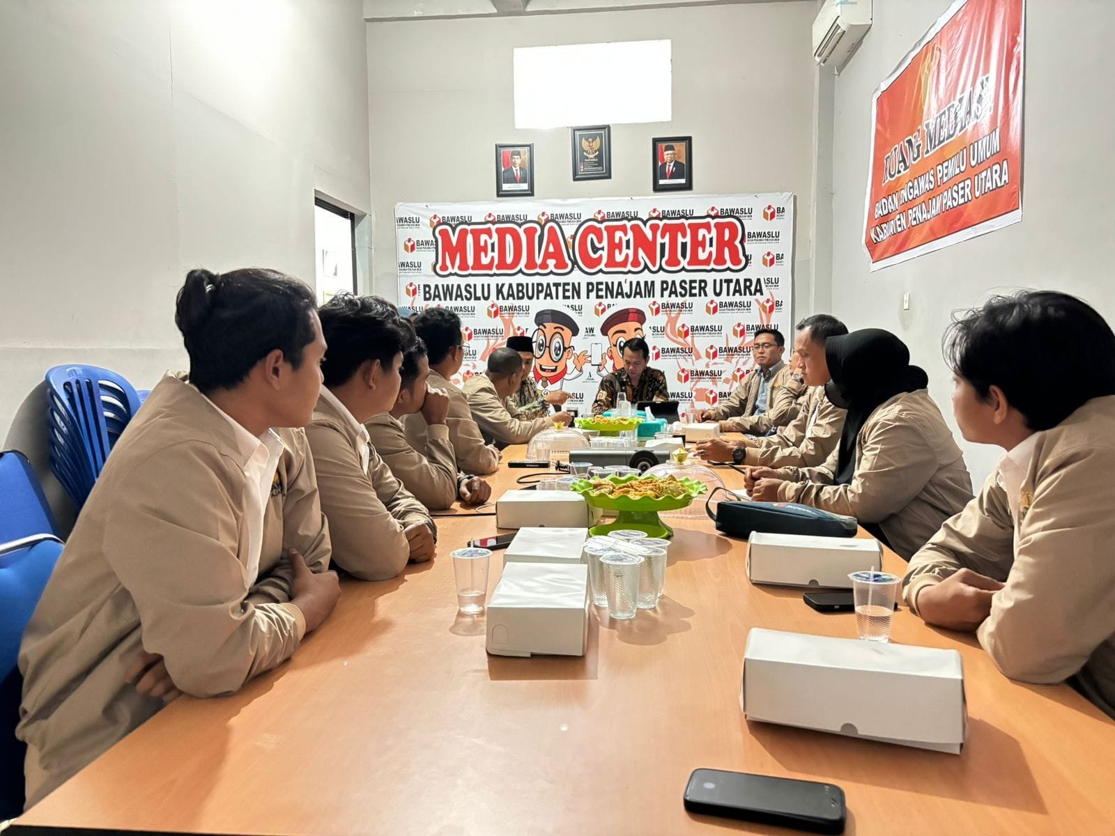 Kasat Reskrim Polres Ppu Pimpin Rapat Koordinasi dengan Bawaslu dan Kejaksaan untuk Pilkada 2024