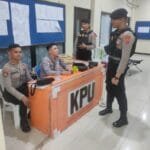 Polres Berau Gelar Patroli di Kantor KPU untuk Antisipasi Kejahatan