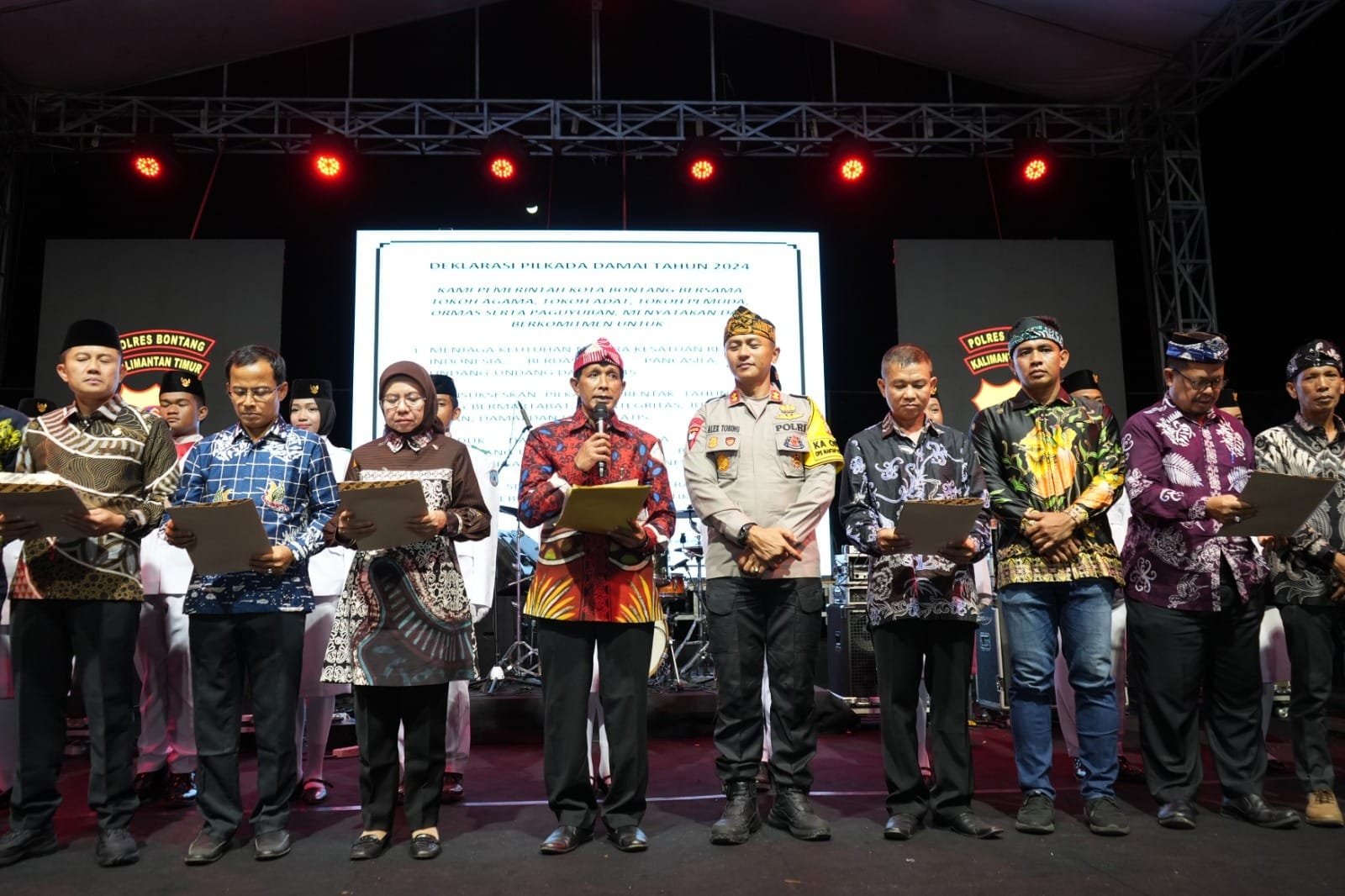 WhatsApp Image 2024 10 16 at 23.06.10 Do'a Bersama dan Deklarasi Pilkada Damai 2024 di Bontang: Komitmen Bersama untuk Demokrasi yang Aman PROKALTIM